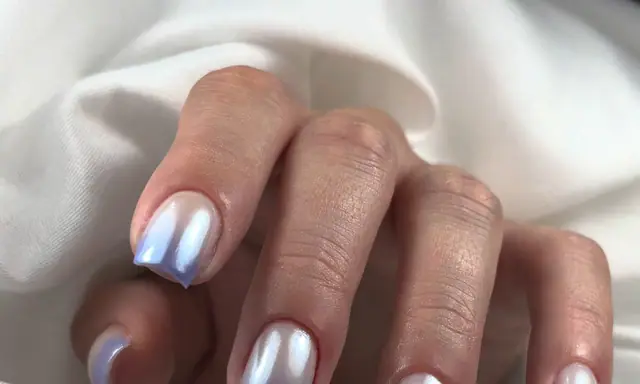 Plavi chrome ombre