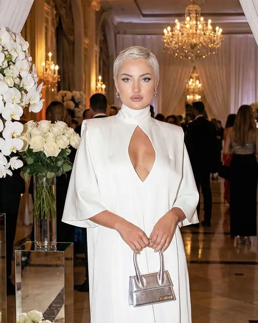 Tamara Đorđević u beloj haljini na gala večeri